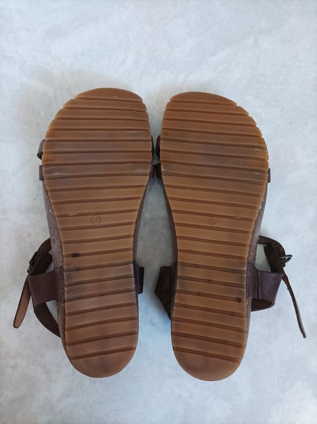 Sandali in pelle e strass