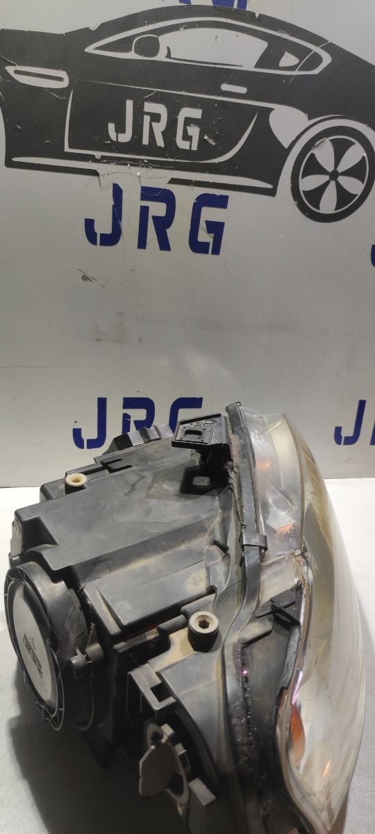 Faro Audi A4 Xenón derecho