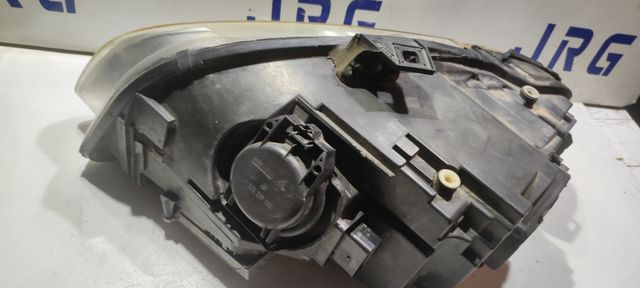 Faro Audi A4 Xenón derecho