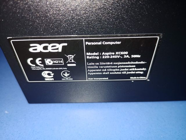 Torre Acer XC600 (para reparar o piezas)