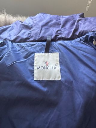 Chaqueta Moncler azul marino