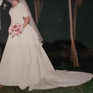 Vestido novia blanco crema