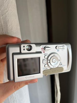 Canon PowerShot A400 - Cámara digital