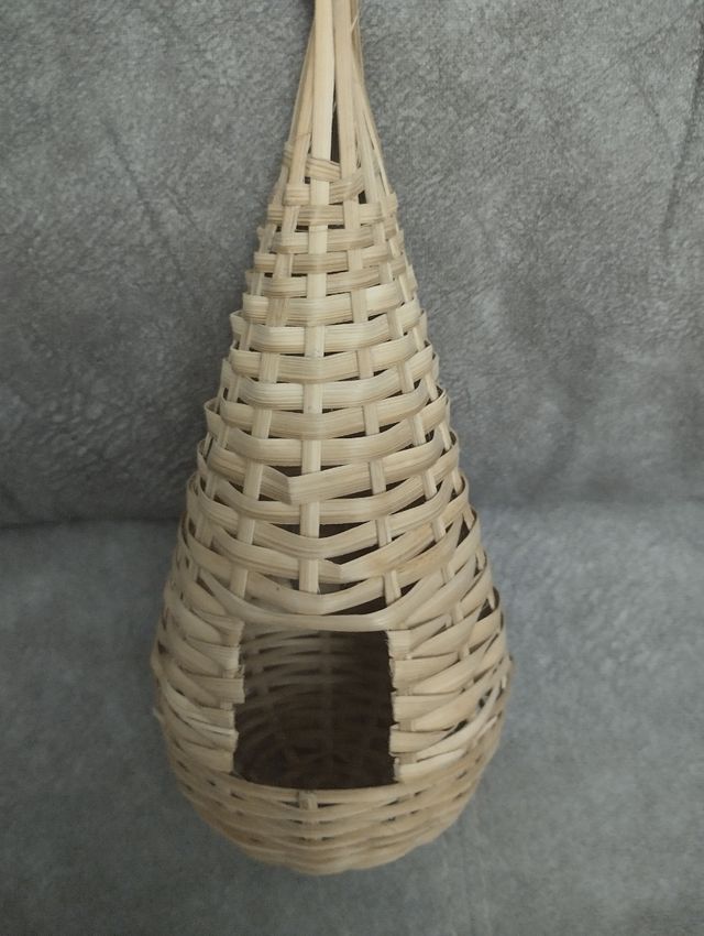 Casa nido + cuatro productos