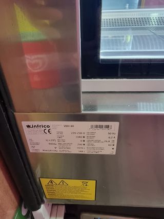 Vitrina Infrico - Pastelería