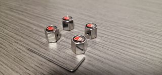 AUDI TAPONES VÁLVULAS EMBLEMA SLINE