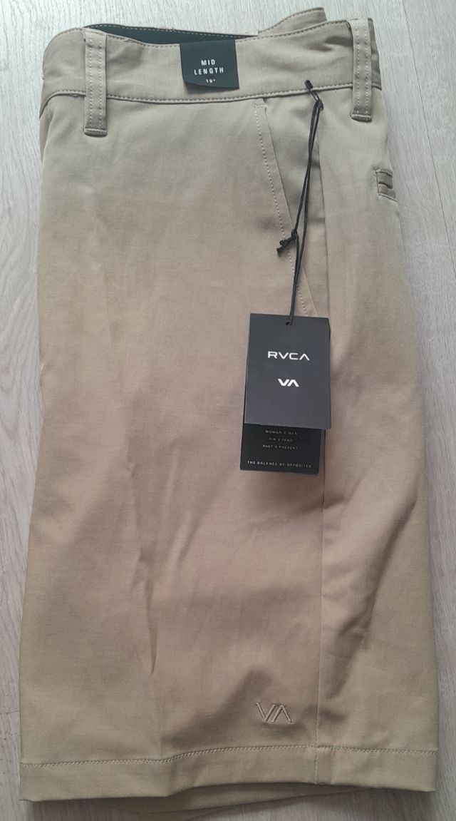 RVCA Pantalones Cortos Beige - Talla 32