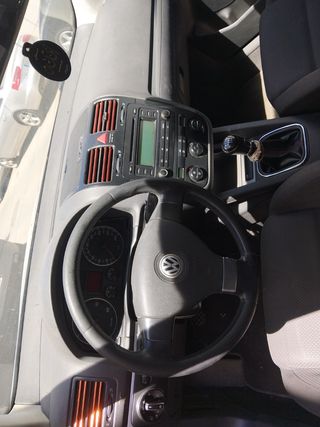 Volkswagen Golf 2004