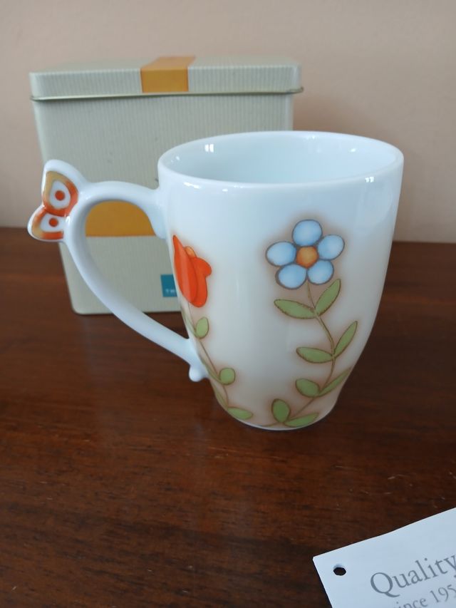 Tazza Thun nuova con farfalla