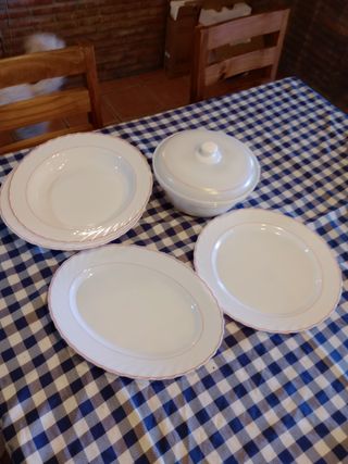 Vajilla Arcopal: Sopera + 2 fuentes