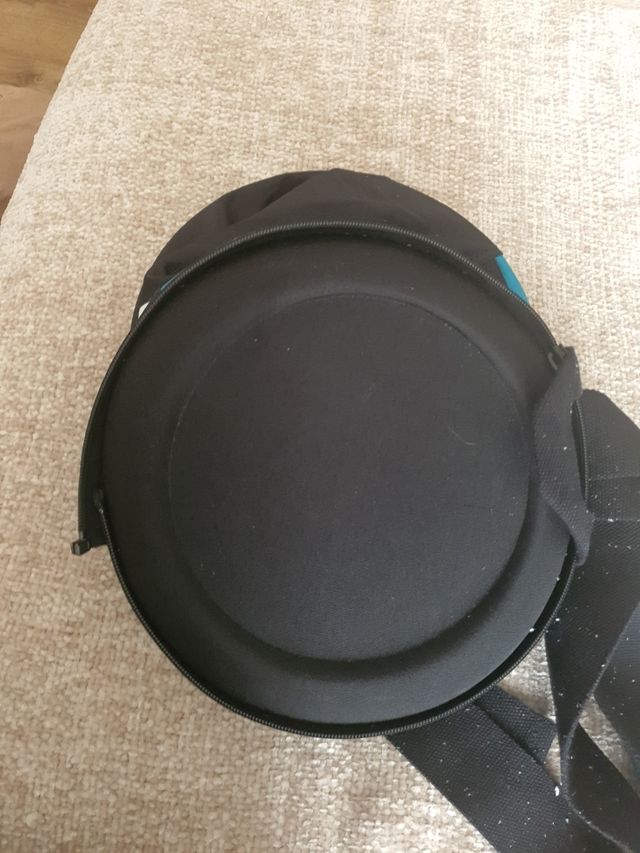 Bolsa Thrasher negra y verde azulado