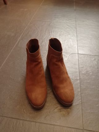 Botines Stradivarius marrón