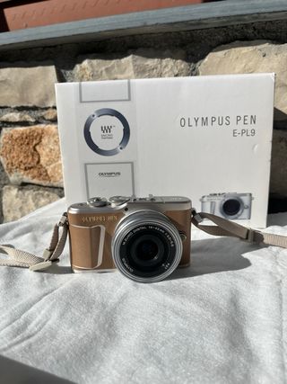 Olympus Pen E-PL9: Cámara compacta
