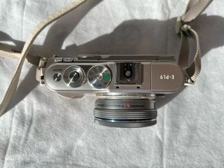 Olympus Pen E-PL9: Cámara compacta