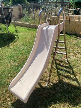 Tobogán piscina blanco