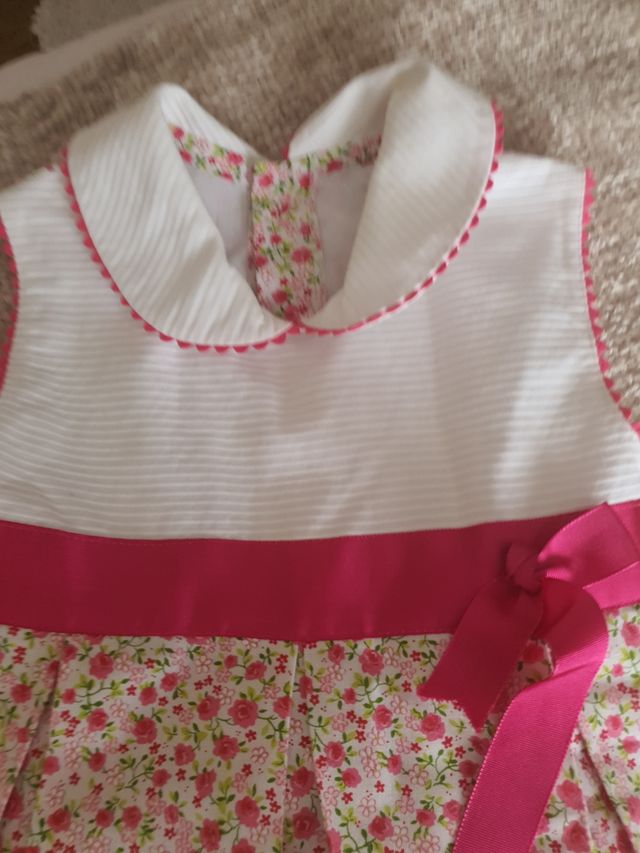 Vestido niña flores rosa blanco