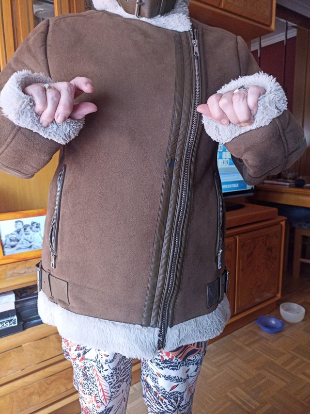 Cazadora borreguillo marrón