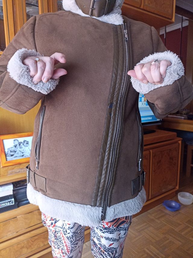 Cazadora borreguillo marrón