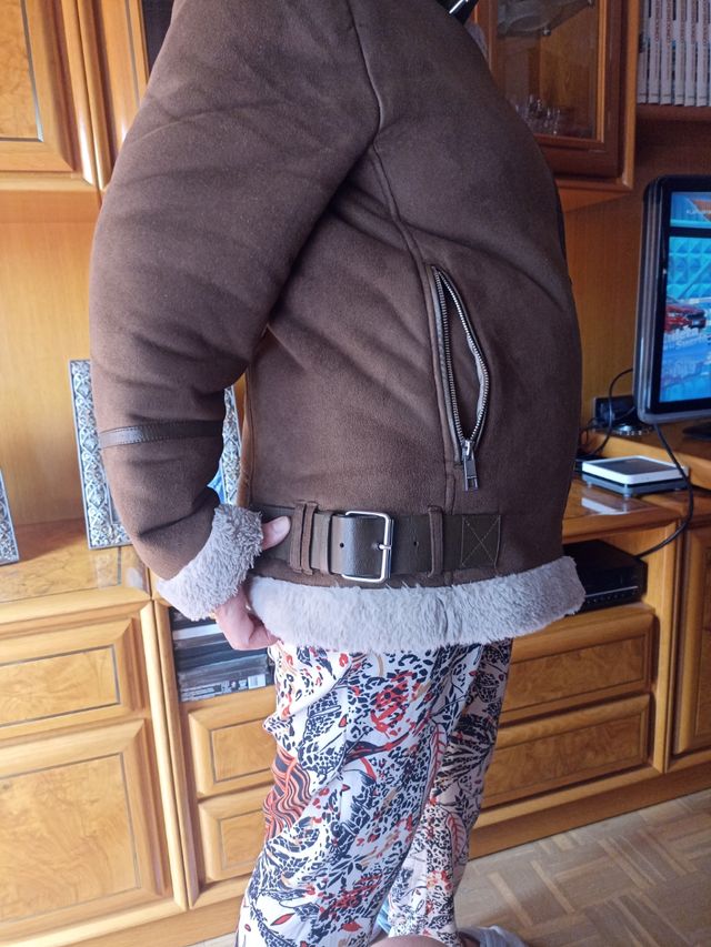 Cazadora borreguillo marrón