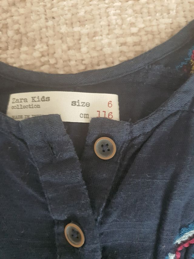 Vestido niña bordado - Zara