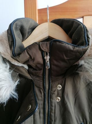 Parka verde con forro de borrega