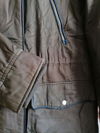 Parka verde con forro de borrega