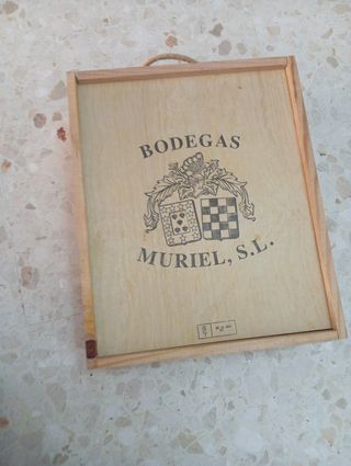 Juego de golf miniatura Bodegas Muriel