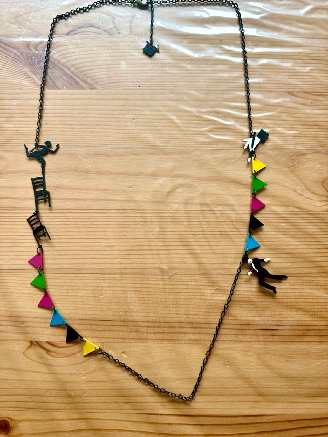 Les Néréides. N2. collar temática Circo