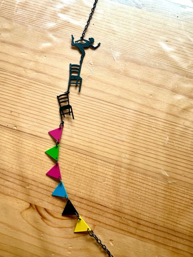 Les Néréides. N2. collar temática Circo