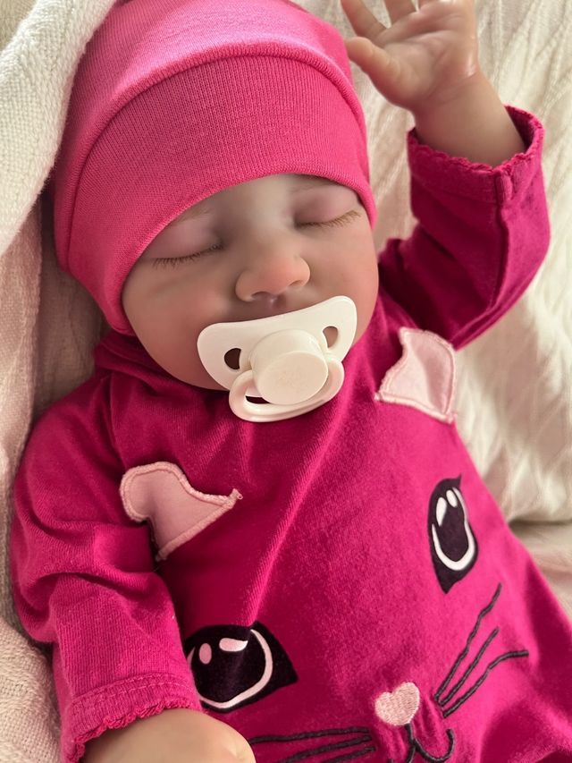 Bebé Reborn niña