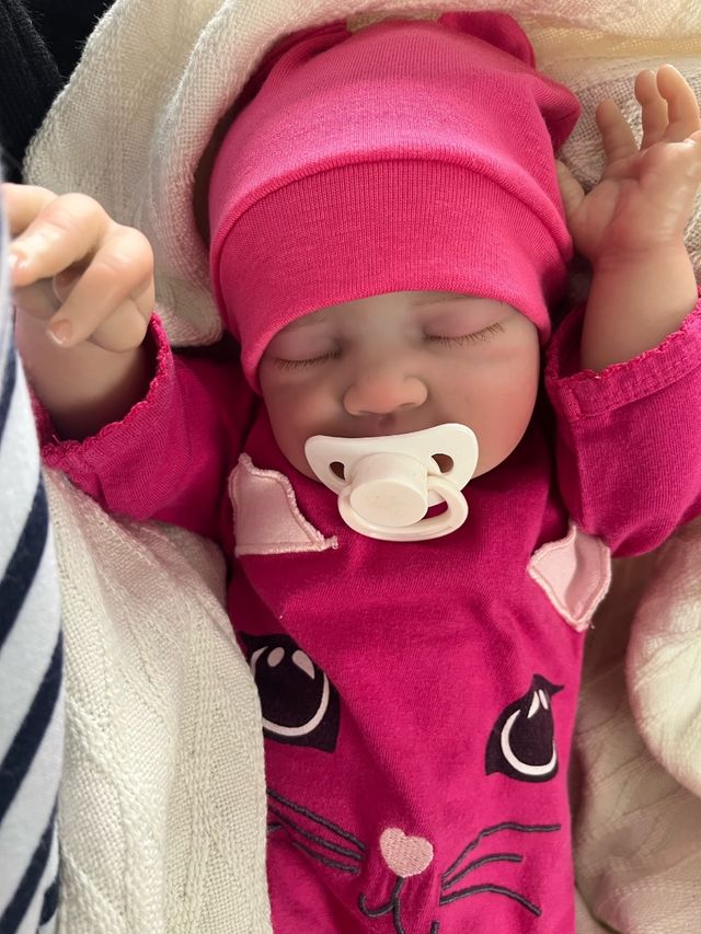 Bebé Reborn niña