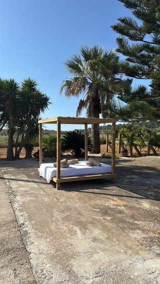 Cama balinesa en Mallorca ¡A MEDIDA!