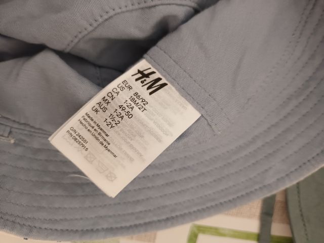 Bañadores niño + Gorras HM (86/92)