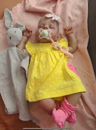 Bebé Reborn niña
