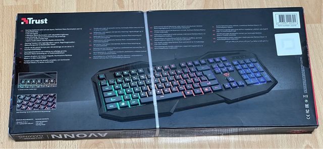 A ESTRENAR Teclado Gaming Trust Avonn GXT 830RW