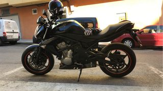 Kawasaki ER6N A2 ABS limitada a 35kW