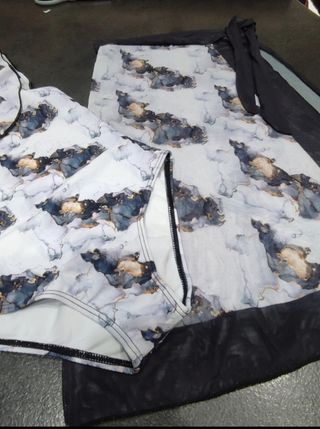 Costume da bagno bimba + pareo 6-8 anni