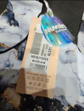 Costume da bagno bimba + pareo 6-8 anni