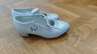 Zapatos niña tacón plata glitter 31