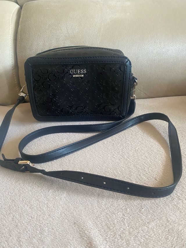 Bolso Guess negro - bandolera