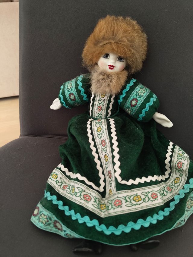 Muñeca rusa porcelana vintage