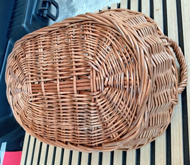 Cesto vimini ovale marrone con manici