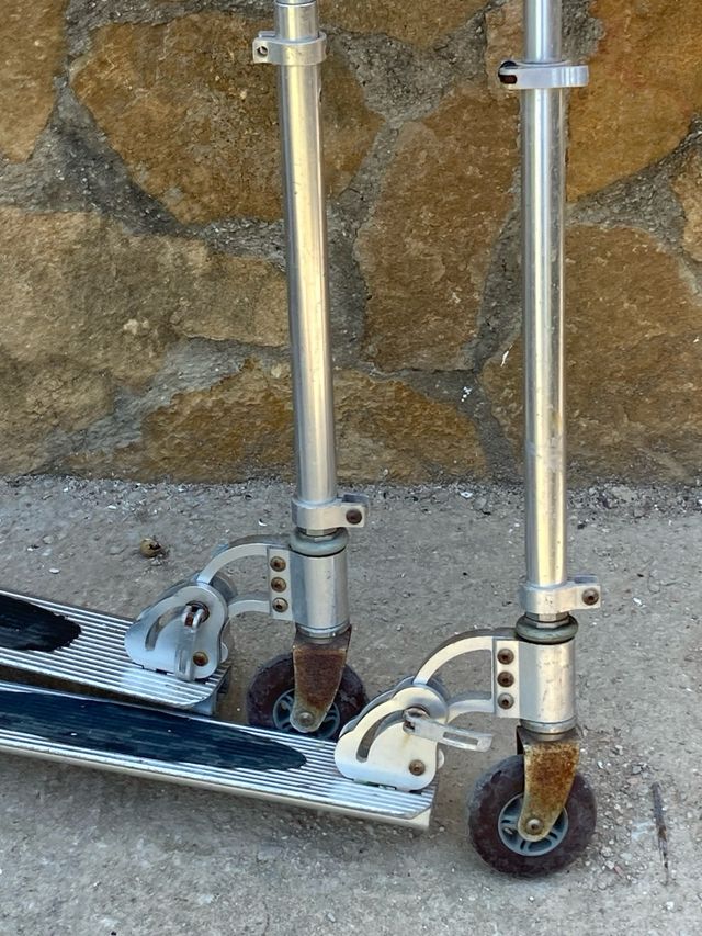 Patinetes - Tengo dos, 4e cada.