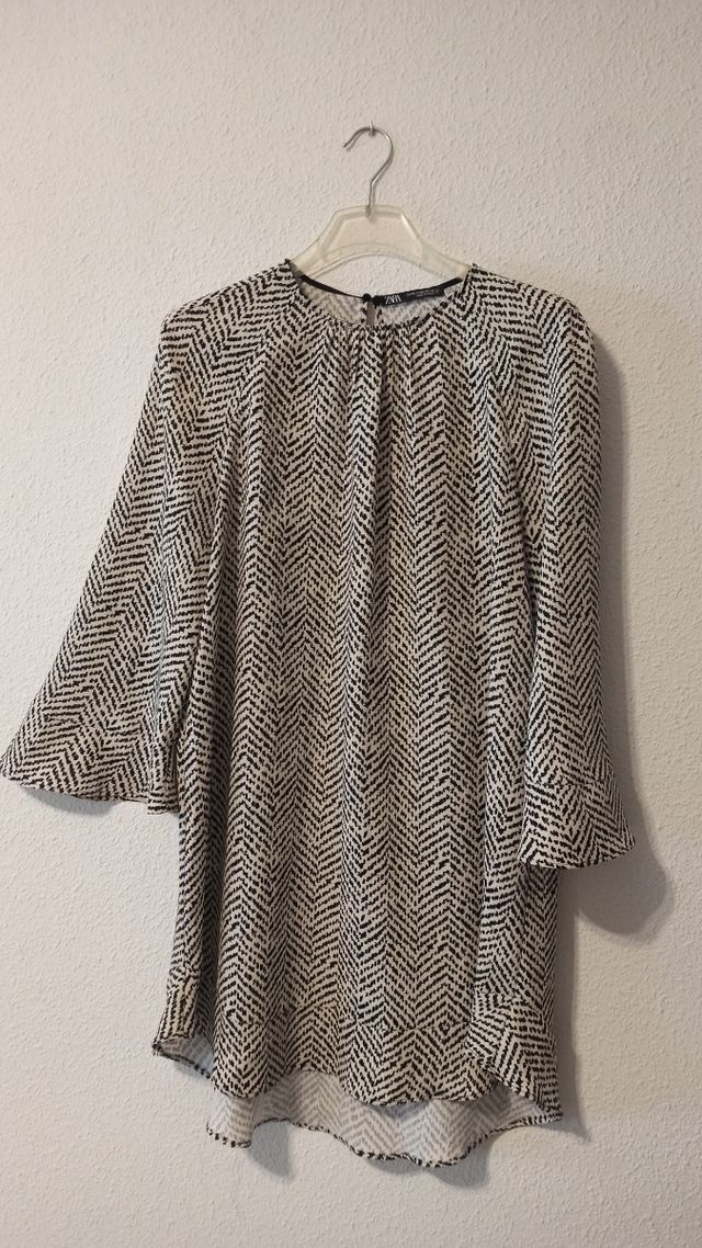 Vestido Zara beige y negro