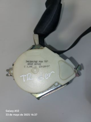 Sinturon de seguridad trasero Peugeot 5008 2.0HDI 