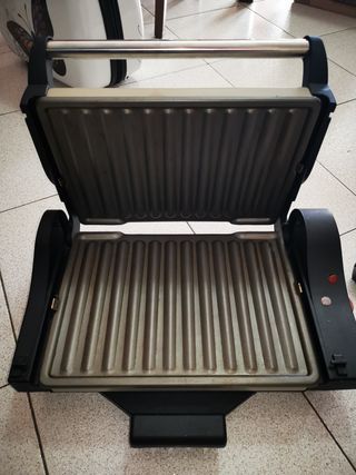 BISTECCHIERA TOSTAPANE De'Longhi CGRMP 550P
