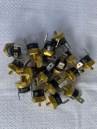 16 Termostati KSD301 250V 10A