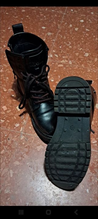 Botines negros mujer