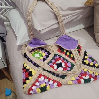 Bolso crochet multicolor hecho a mano.