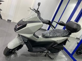 KYMCO Sky Town ABS 125